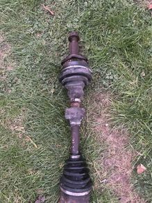 Left drive shaft for a Toyota Avensis