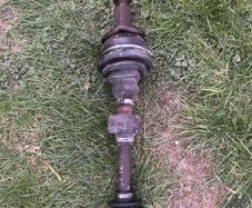 Left drive shaft for a Toyota Avensis