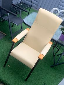 Orthopaedic chair
