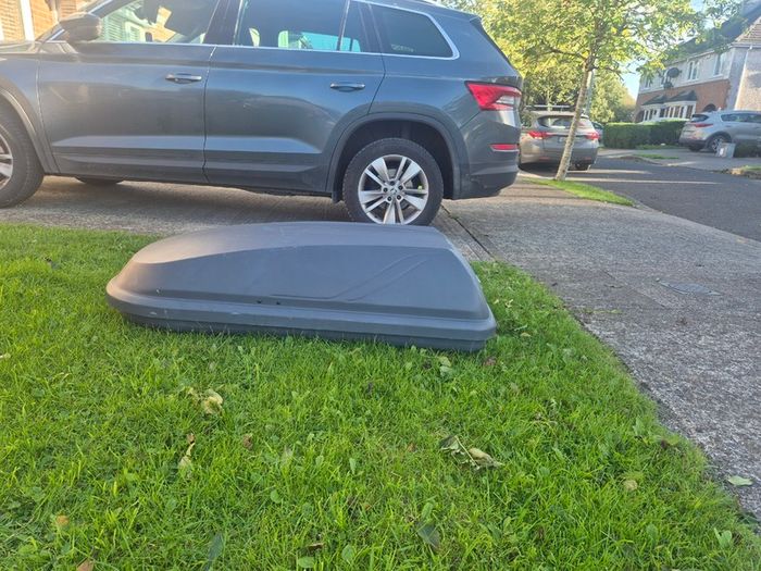 Halfords roof box