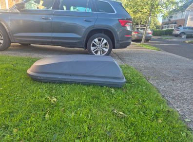 Halfords roof box