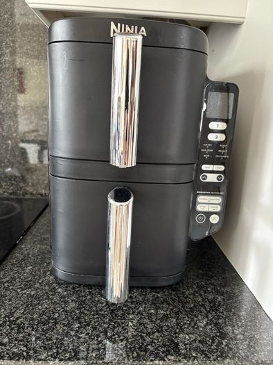 Ninja 7.6L Double Stack 2 Drawer Air Fryer