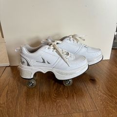 roller skate shoes