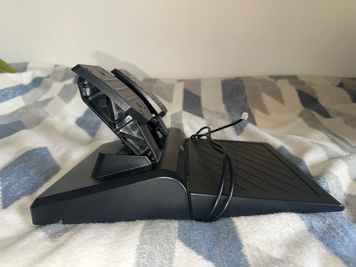 HORI Racing Wheel Apex for PS5, PS4 and PC - Very Good Con.