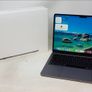 Apple MacBook Air 2022 - M2 - 8GB - 512GB - Space Grey -221 Cycles Image 2