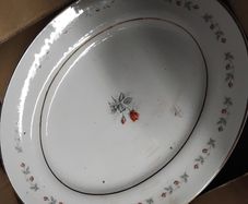 Arklow 44 Piece Dinner Set