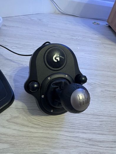 playstation G29 driving force racing wheel