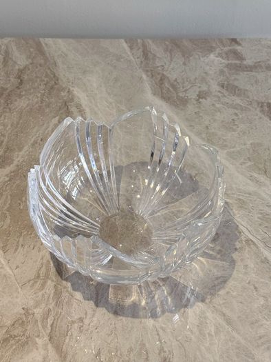 Pre Owned Newgrange Crystal / Newgrange Living Cut-Glass Lotus Bowl