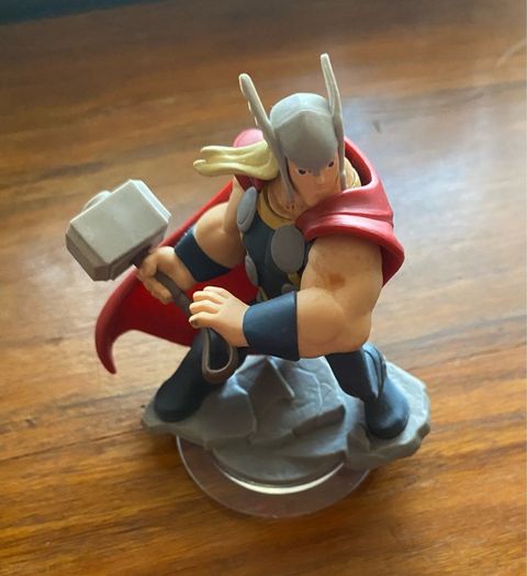 Thor figure from Disney Infinity game - portal