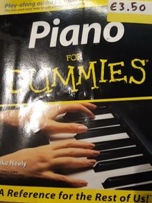 Piano for dummies book