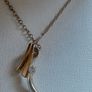 ladies 9ct gold chain and pendant Image 9
