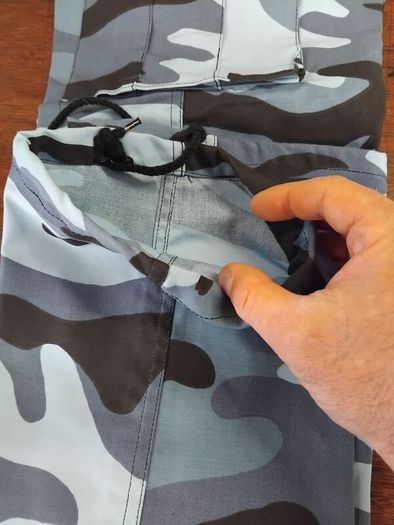 Waist Size 26 Midnight Camo Trs