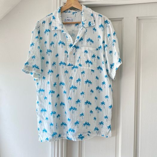 Zara Men's Relaxed Fit Palm Tree Shirt