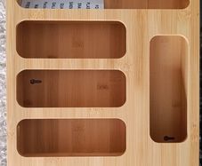 Drawer organiser with labels