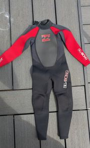 Billabong wetsuit 2yrs