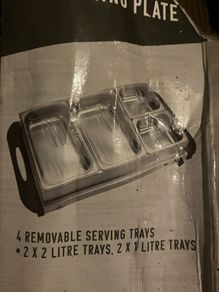 Food warming trays and stand