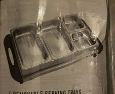 Food warming trays and stand