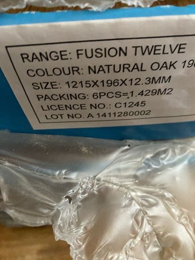 12 mm quality laminate flooring natural oak new in box 9.5 sq metres