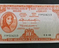 10 Shillings Lady Lavery 1968 Banknote