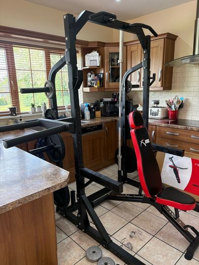 Without Doubt Best Gym Weightlifting Set Up, Power Squat Rack, Bench, Olympic Weights, Bars, Tri Dip!!!