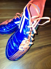 Football boots, size 3