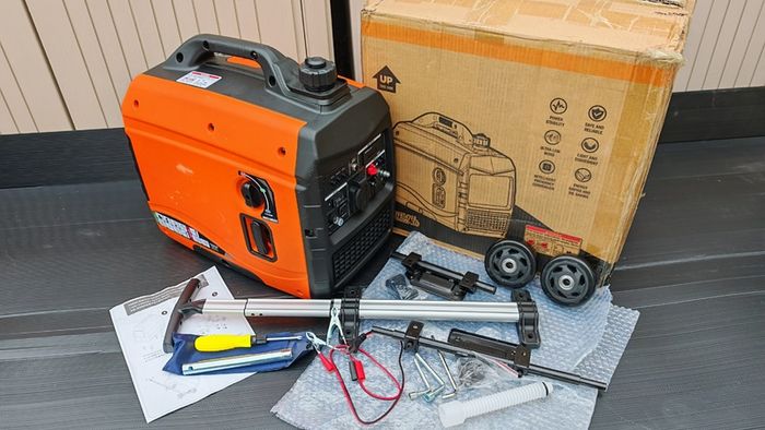 New 2.3KW Inverter Generator with wheels and Retractable handle