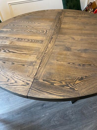 Round Extendable Table