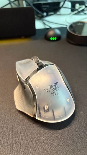 Razer Basilisk V3 Pro 35K Phantom White