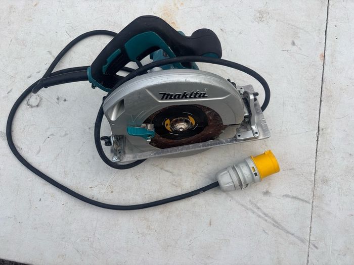 Makita Corded Heavy Duty Circular Saw