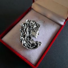 Vintage Style Silver Tone Medusa Brooch Snake Lady Broach Shawl Pin Badge or Pendant Greek Mythology Jewellery
