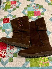 Sketchers Boots