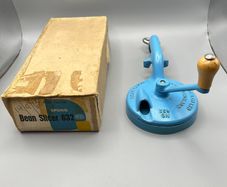 Vintage Cast Iron Spong & Co Ltd No 632 Bean Slicer In Blue - Original Box