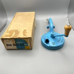 Vintage Cast Iron Spong & Co Ltd No 632 Bean Slicer In Blue - Original Box