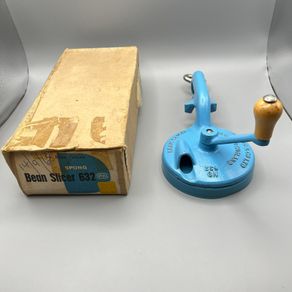 Vintage Cast Iron Spong & Co Ltd No 632 Bean Slicer In Blue - Original Box
