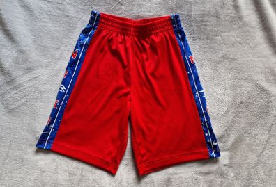 Nike shorts 10-12y