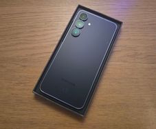 Samsung S25 FE Unlocked