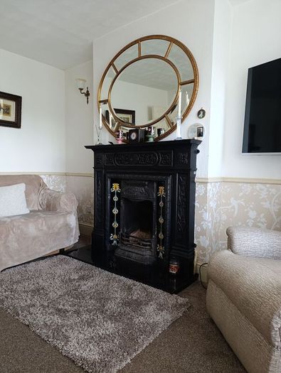 Fireplace width of mantle 4ft5 inches width of base of fireplace 4ft 3 inches