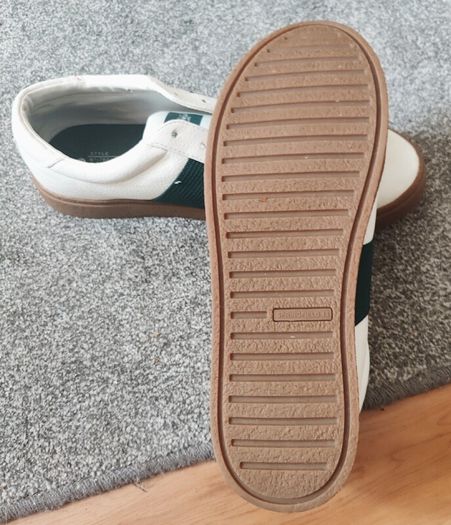trainers  uk9
