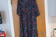 New Look Dress.  S. 14.