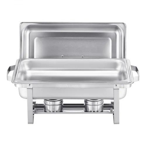 Features & Details Elegant Silver Finish: The modern silver color of this chafing dish warmer adds a sophisticated touch to any event. Whether it's a buffet, party, or wedding, this sleek design enhances your table setting and elevates the atmosphere 