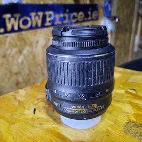 Nikon AF-S 18-55mm f/3.5-5.6G DX VR Camera Lens
