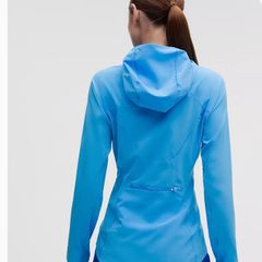 Lululemon windbreaker