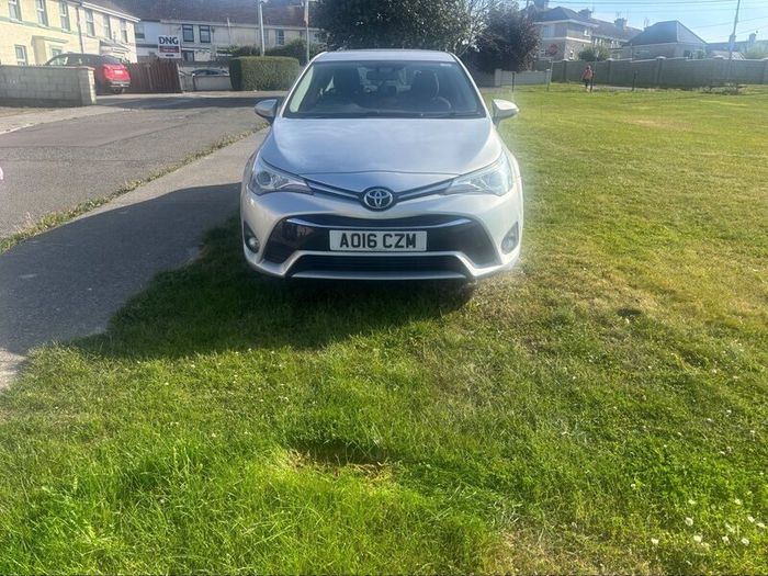 Toyota Avensis 2016