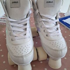 Girls rollerskates size 3