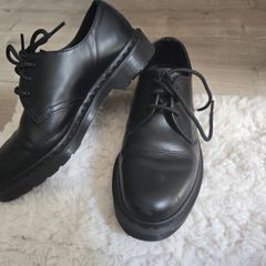 Ladies Dr Martens shoes