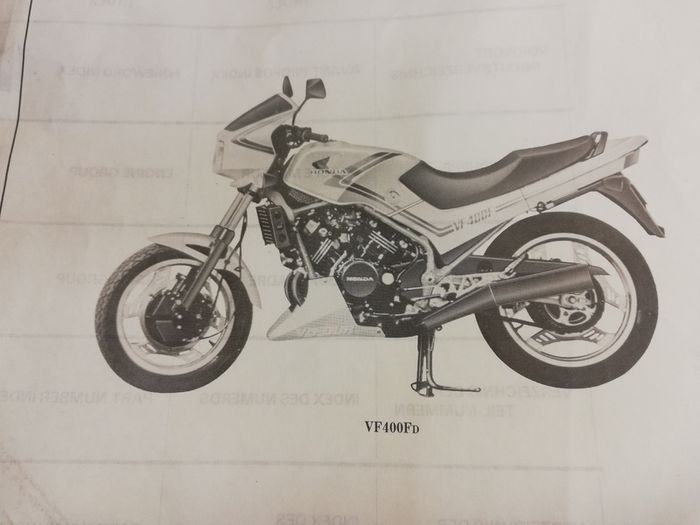 Honda VF400 F parts catalogue