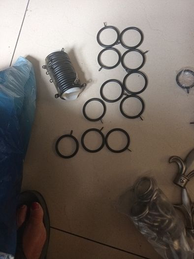 Mixed Bundle  Of  Black & Silvet Metal  Curtain  Rings. Size.