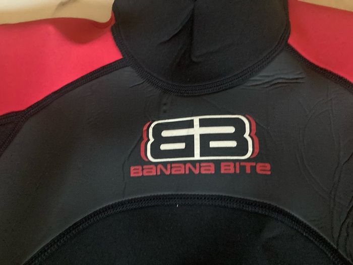Banana Bite wetsuit Kids 7 Yrs