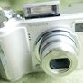 Fujifilm Finepix E Series E510 5.2MP Digital Camera, memory card and case Image 10