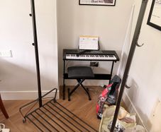 Clothes rail